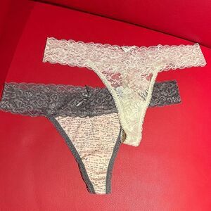 2 thong underwear with lace
